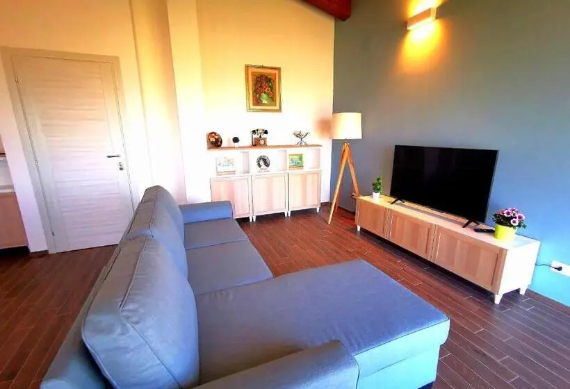 سوئیت با تخت بزرگ, B&b Villamarea