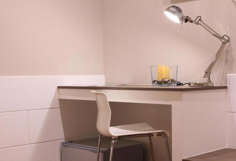 スタンダードルーム, Gazebo Rooms