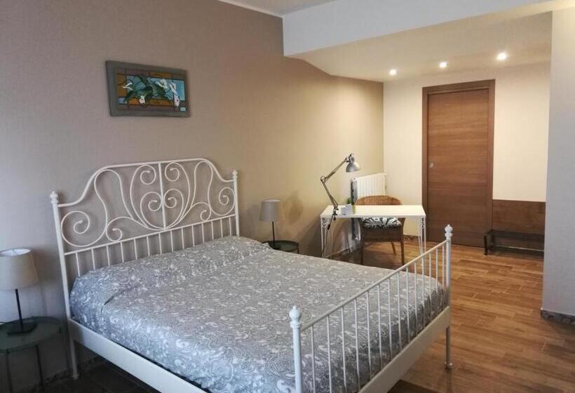 豪华三人间, Good Morning Etna