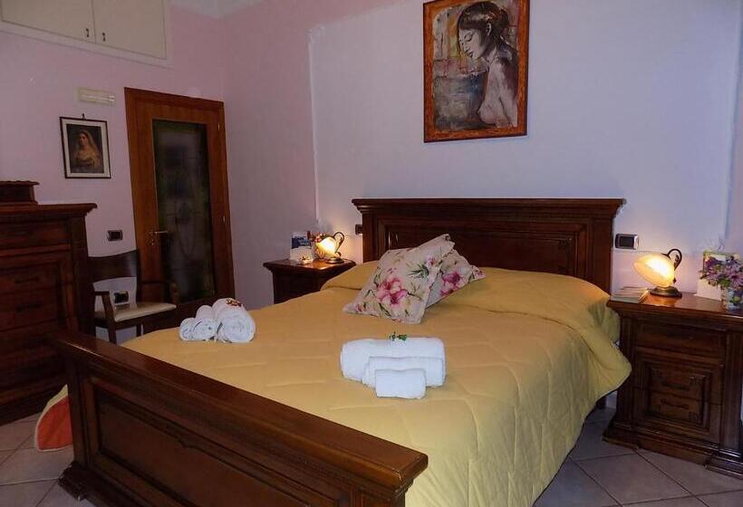 스탠다드 룸 킹사이즈 침대, Casa Clotide