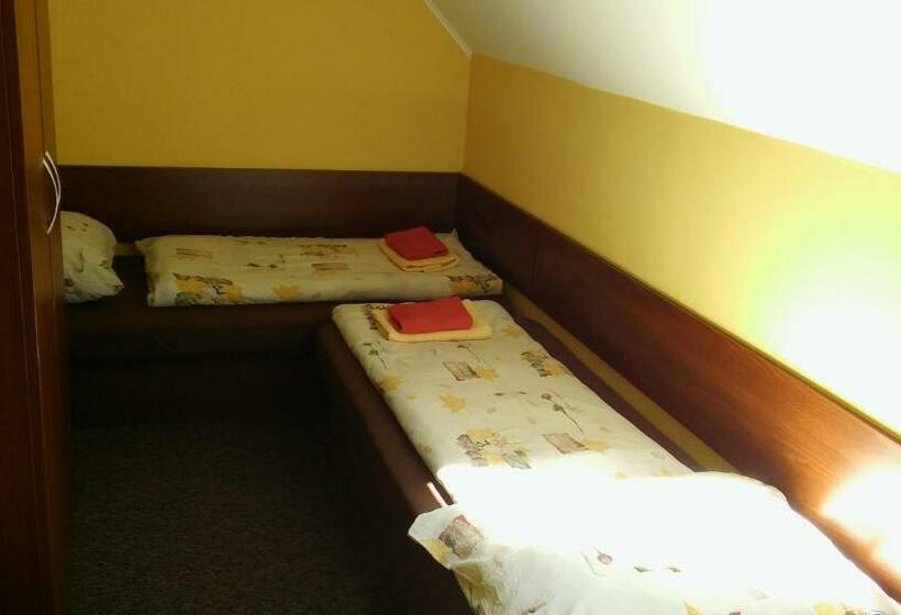 Четырехместный Номер Deluxe, Penzión U Nás