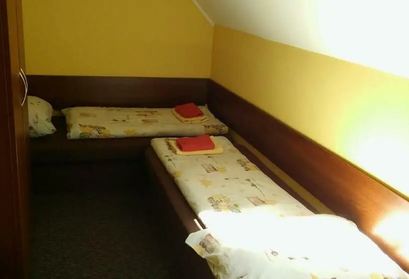 Deluxe Neljän Hengen Huone, Penzión U Nás