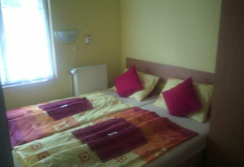 패밀리 스위트, Penzion Mima V Kováčovej