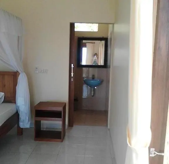 اتاق استاندارد با بالکن و چشمانداز دریا, Taman Padi Villa