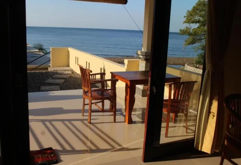 اتاق لوکس با بالکن و چشمانداز دریا, Taman Padi Villa