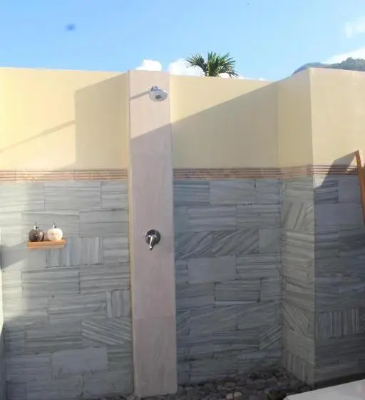 اتاق لوکس با بالکن و چشمانداز دریا, Taman Padi Villa