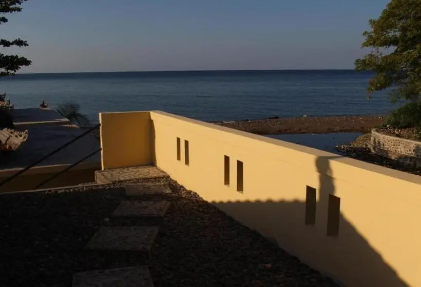 اتاق لوکس با بالکن و چشمانداز دریا, Taman Padi Villa