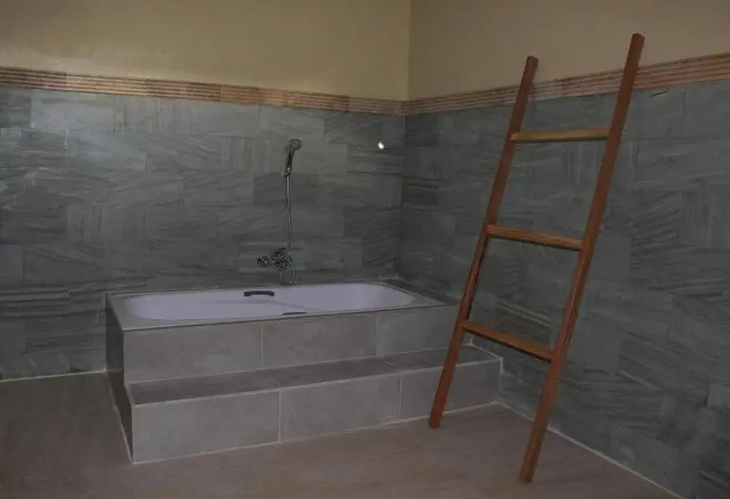 اتاق سوپریور با چشمانداز باغ, Taman Padi Villa