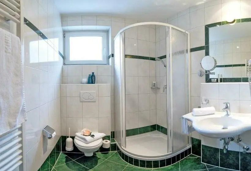 バルコニー付きスタンダードルーム, Garni Mühlbacher Inklusive Kostenfreiem Eintritt In Die Alpentherme