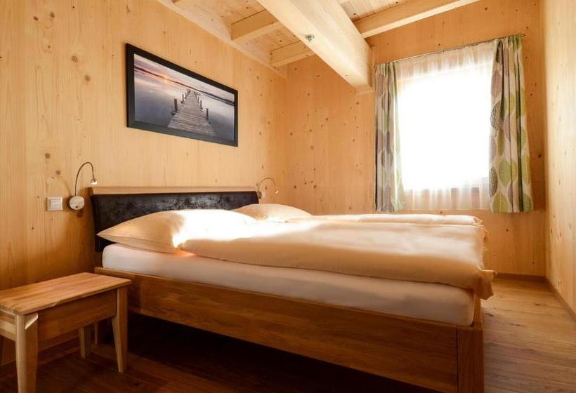 バルコニー付2ベッドルームアパートメント, Schörghof