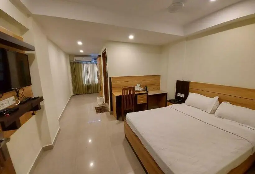 デラックスルーム, Sree Gokulam Apartments