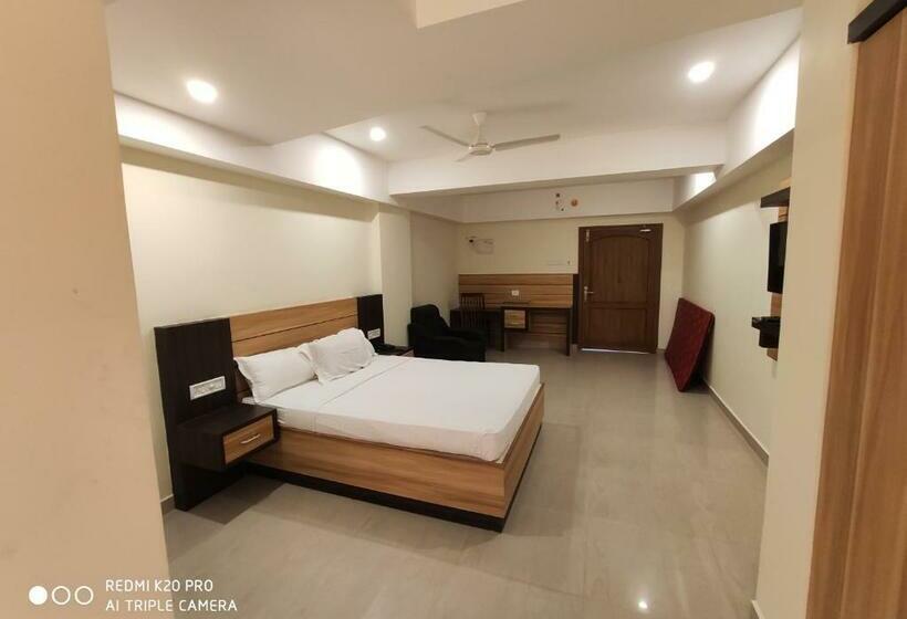Номер Стандарт, Sree Gokulam Apartments