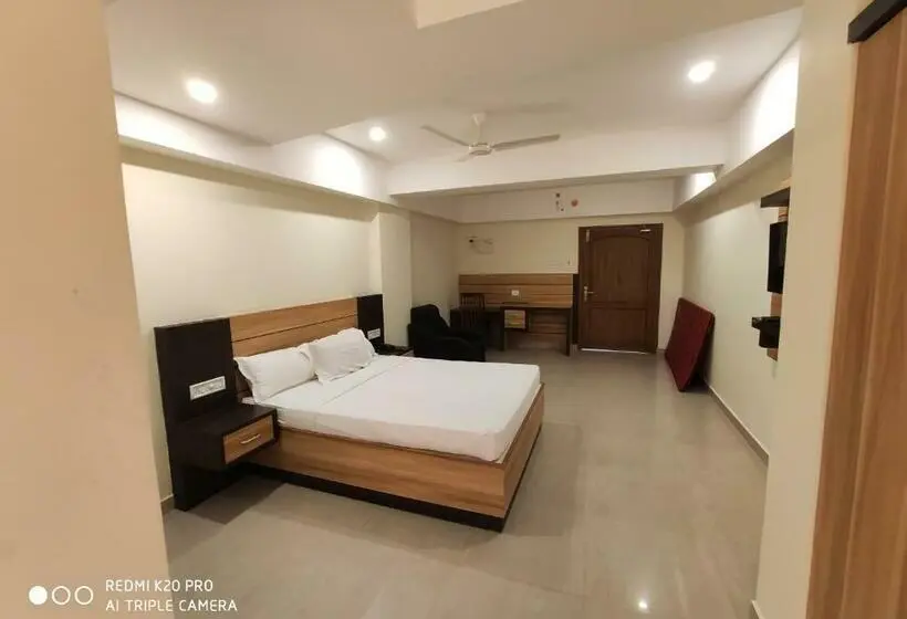 スタンダードルーム, Sree Gokulam Apartments