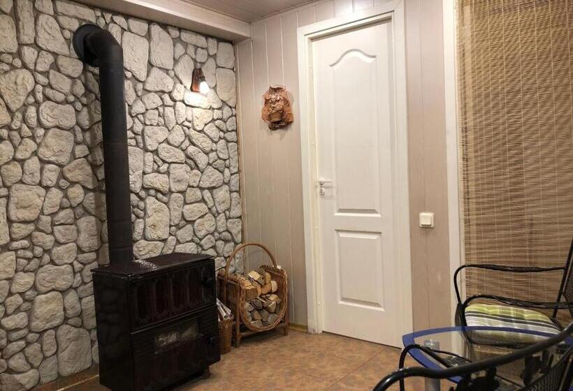 استودیوی استاندارد, Apartamentai Viktorija