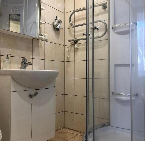 اتاق لوکس, Apartamentai Viktorija