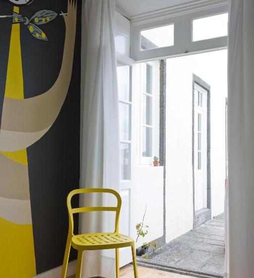 اتاق سوپریور, Azorean Urban Lodge
