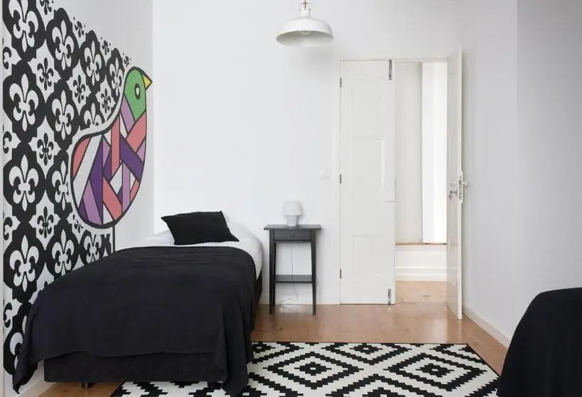 اتاق سوپریور سه تخته, Azorean Urban Lodge