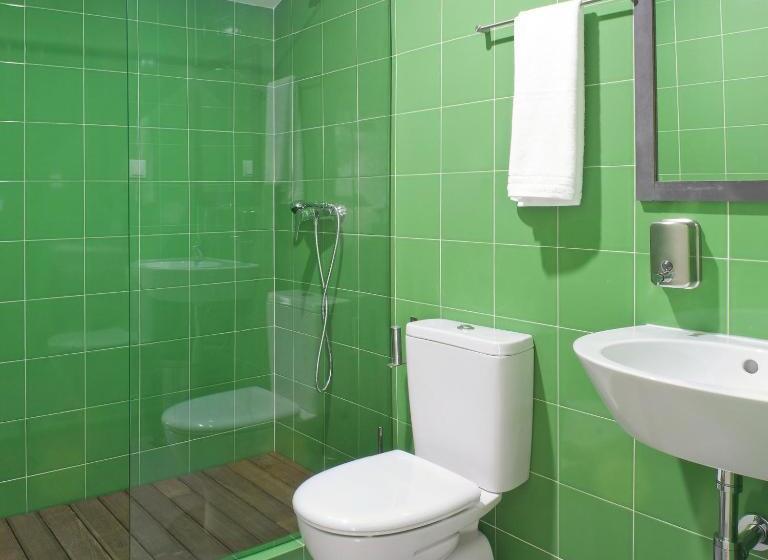 Стандартный внешний трехместный номер с ванной комнатой, Azorean Urban Lodge