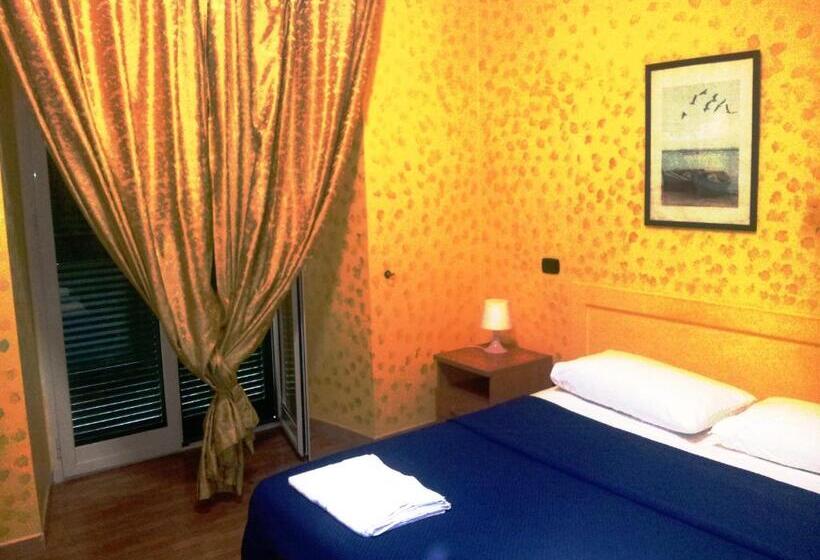 سوئیت 2 خوابه, Dei Gerolomini