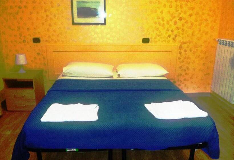 سوئیت 2 خوابه, Dei Gerolomini