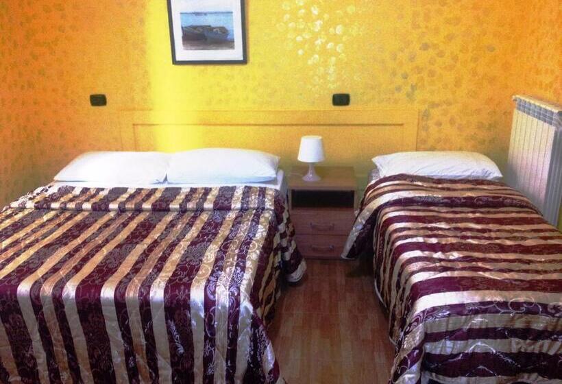 سوئیت 2 خوابه, Dei Gerolomini