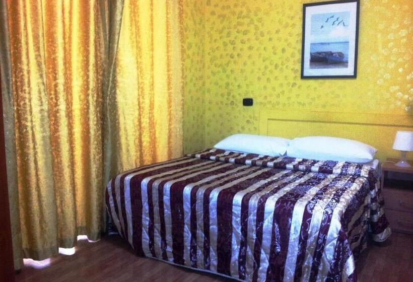 سوئیت 2 خوابه, Dei Gerolomini