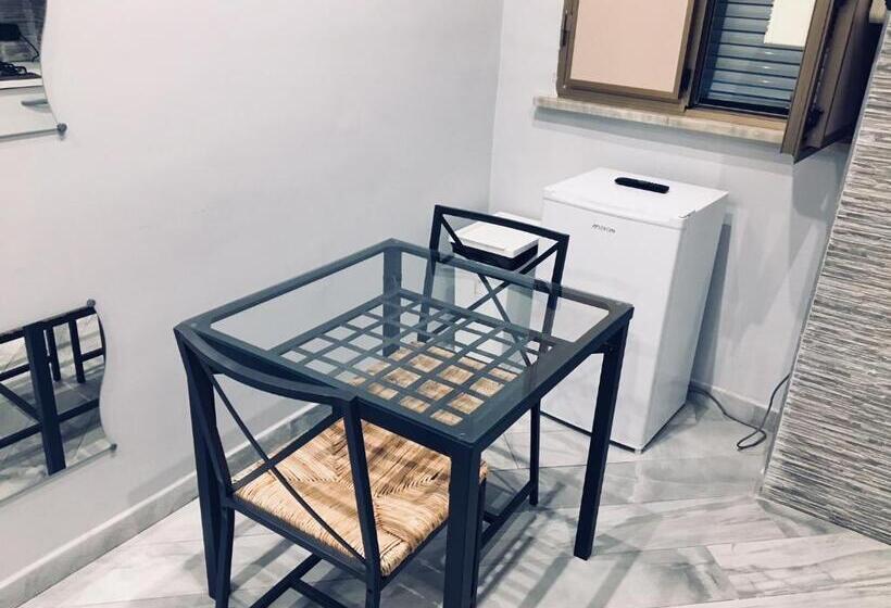 استودیوی کلاسیک, Dei Gerolomini