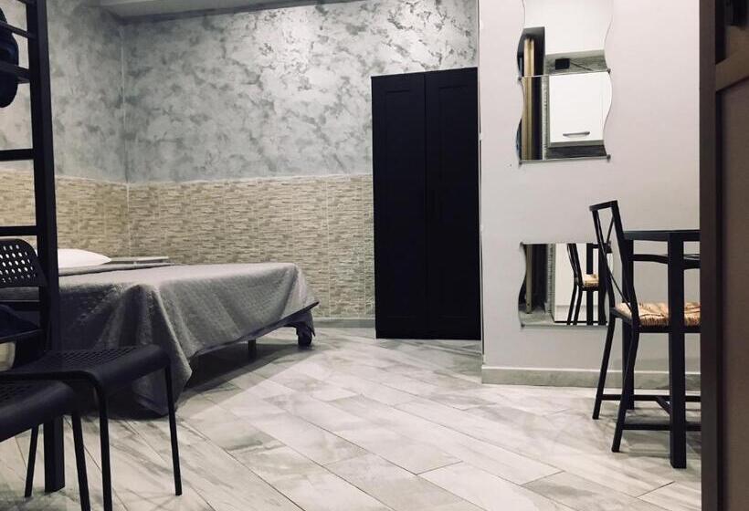 استودیوی کلاسیک, Dei Gerolomini