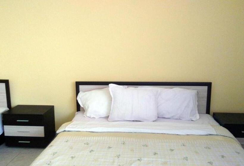 Четырехместный Номер Стандарт Вид на Море, Ivanka Guest House