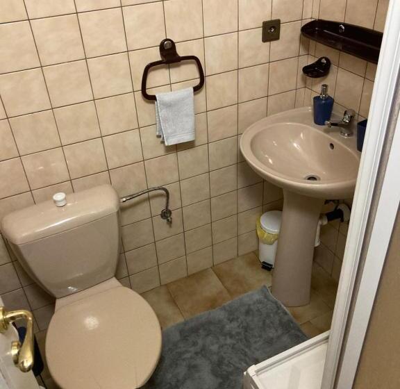 四人标准间, Penzion Breuer