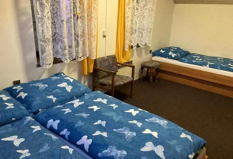 スタンダード4人部屋, Penzion Breuer