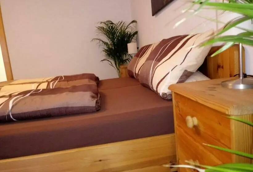 Standard-huone Parveke, Pension Chapeau Claque