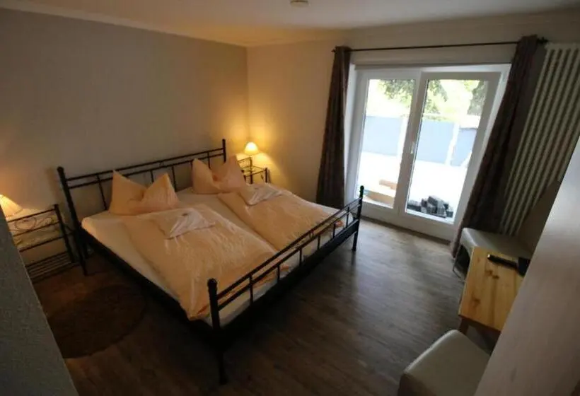 اتاق استاندارد با بالکن, Pension Haus Butz