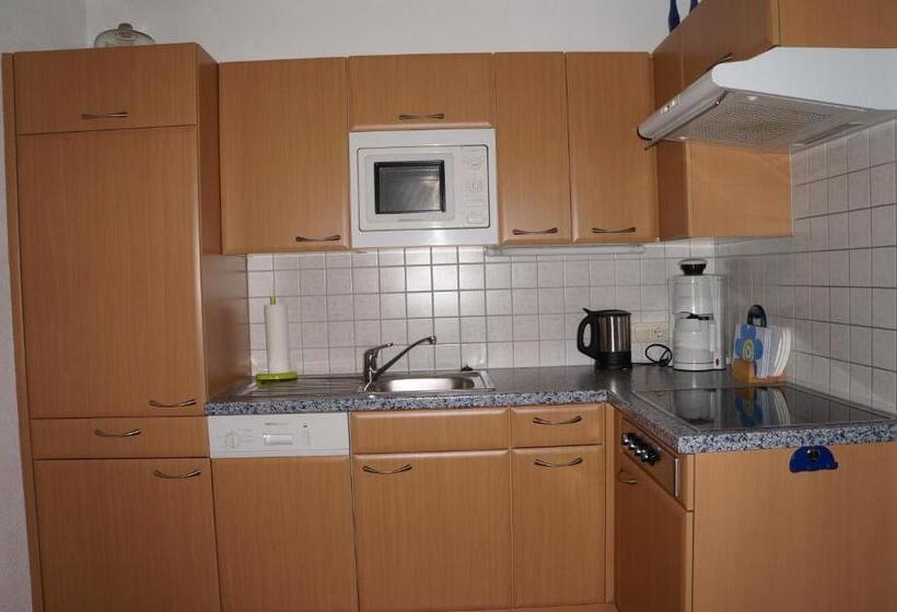 آپارتمان 2 خوابه, Pension Strolz