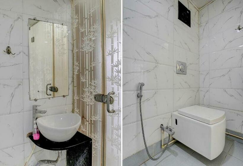 デラックスルーム, Super Collection O Vardhan House