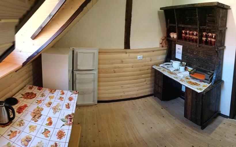 اتاق استاندارد با چشمانداز کوهستان, сімейний еко готель вежа бойка