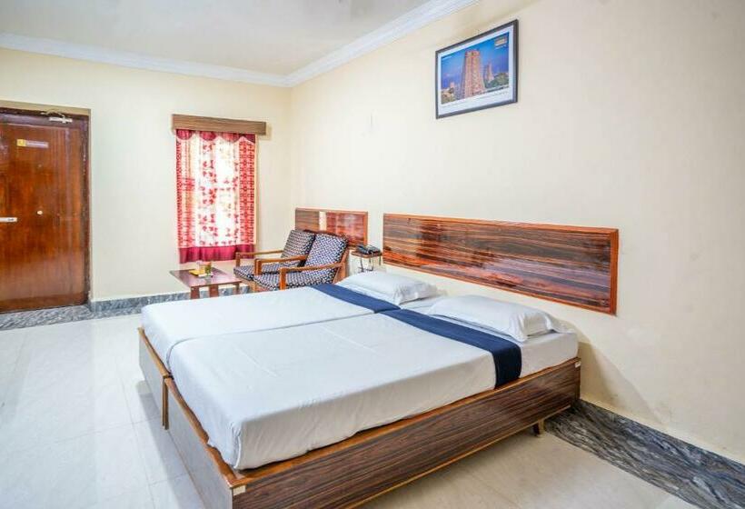 Номер Deluxe, Tamilnadu Thanjavur