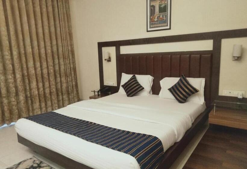 Номер Deluxe, Udayanraje Palace