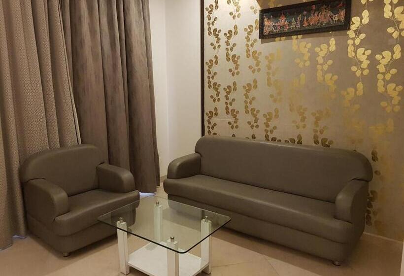 Стандартный Номер Кровать Кинг, Udayanraje Palace