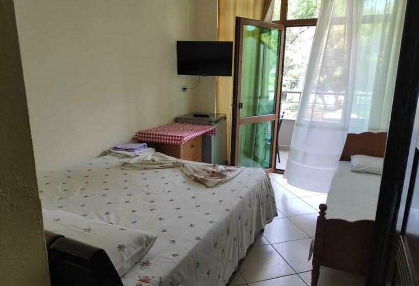 חדר סטנדרט לשלושה, Vila Vadeha