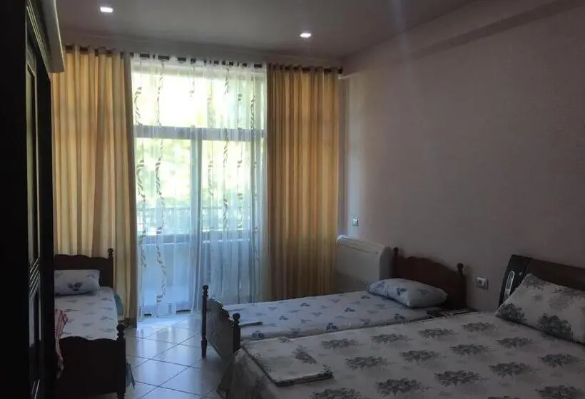 スタンダード４人部屋, Vila Vadeha