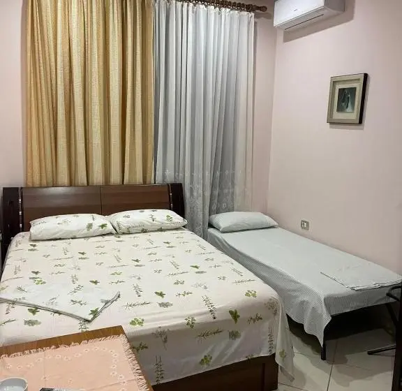 バルコニー付きスタンダードトリプルルーム, Vila Vadeha