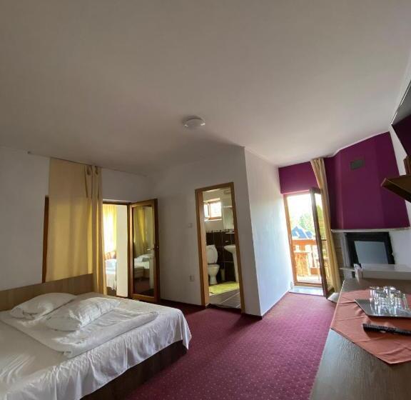 패밀리 룸, Vila Maroni