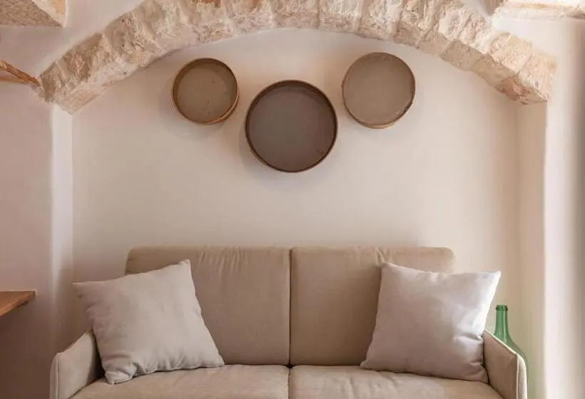 اتاق لوکس, Trulli Magheia