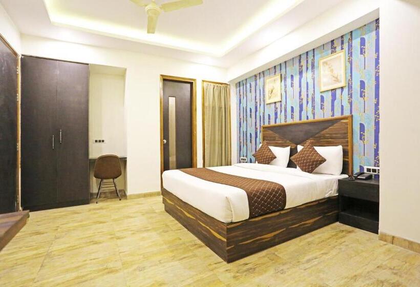 غرفة قياسية سرير كينج, Gl Suites Near Delhi Airport