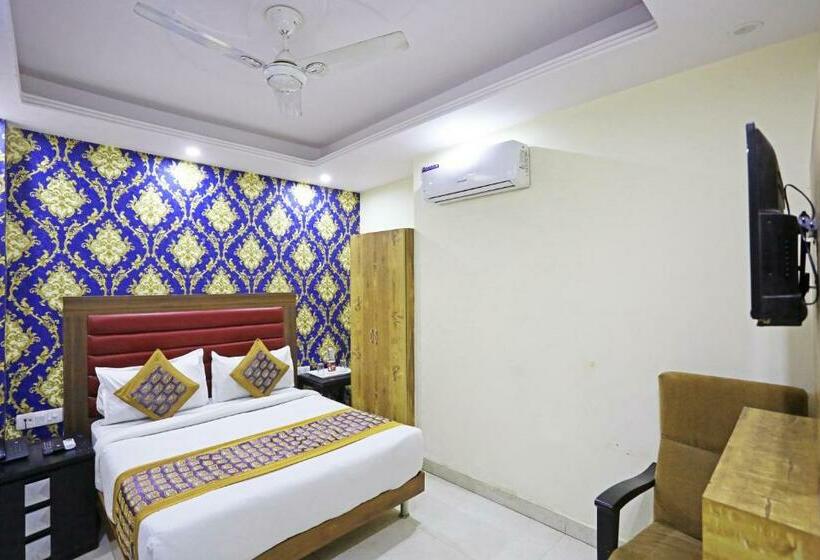 غرفة ديلوكس, Gl Suites Near Delhi Airport