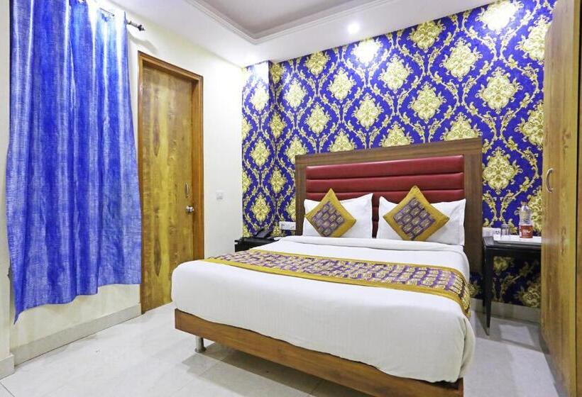 غرفة ديلوكس, Gl Suites Near Delhi Airport