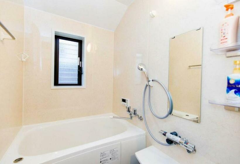 اتاق استاندارد سه تخته با چشمانداز باغ, 京町屋加賀屋別邸