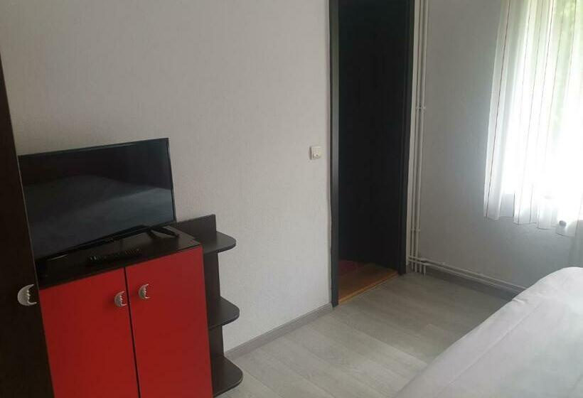 Номер Стандарт, Vila Brandusa