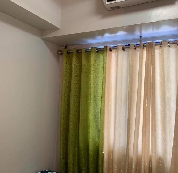 1 Bedroom Apartment with Balcony, Wind And Sea At Sea Residences